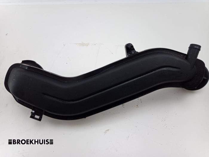 Gebruikte Intercooler Buis Skoda Roomster (5J) 1.2 TSI Prijs € 40,00 Margeregeling aangeboden door Autobedrijf Broekhuis B.V.