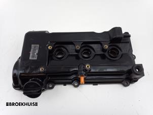 Gebruikte Kleppendeksel Mitsubishi Space Star (A0) 1.0 12V Prijs € 60,00 Margeregeling aangeboden door Autobedrijf Broekhuis B.V.