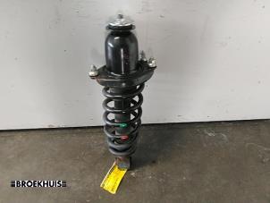 Gebruikte Veerpoot links-achter Toyota Avensis Wagon (T25/B1E) 2.0 16V D-4D-F Prijs € 25,00 Margeregeling aangeboden door Autobedrijf Broekhuis B.V.