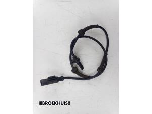 Gebruikte Sensor ABS Landrover Range Rover IV (LG) 4.4 SDV8 32V Prijs € 30,00 Margeregeling aangeboden door Autobedrijf Broekhuis B.V.