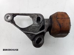 Gebruikte Motorsteun Audi A6 (C7) 2.0 TDI 16V Prijs € 25,00 Margeregeling aangeboden door Autobedrijf Broekhuis B.V.