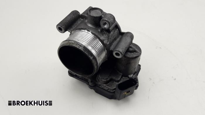 Gebruikte Gasklephuis Audi A6 Avant (C7) 2.0 TDI 16V Prijs € 25,00 Margeregeling aangeboden door Autobedrijf Broekhuis B.V.
