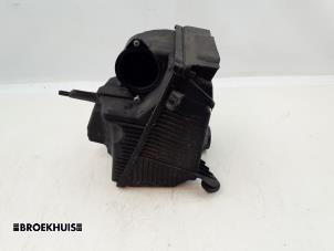 Gebruikte Luchtfilterhuis Mercedes Citan (415.6) 1.5 108 CDI Prijs € 60,50 Inclusief btw aangeboden door Autobedrijf Broekhuis B.V.