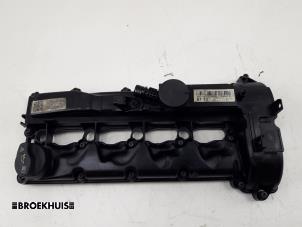 Gebruikte Kleppendeksel Mercedes C (W205) C-220 2.2 CDI BlueTEC, C-220 d 16V Prijs € 60,00 Margeregeling aangeboden door Autobedrijf Broekhuis B.V.