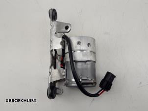 Gebruikte Hoofdremcilinder Porsche Boxster (986) 3.2 S 24V Prijs € 350,00 Margeregeling aangeboden door Autobedrijf Broekhuis B.V.