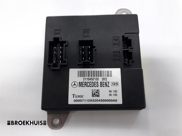 Computer Body Control van een Mercedes-Benz E (W211) 2.2 E-200 CDI 16V 2004