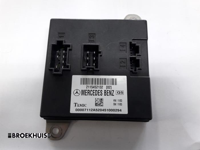 Gebruikte Computer Body Control Mercedes E (W211) 2.2 E-200 CDI 16V Prijs € 25,00 Margeregeling aangeboden door Autobedrijf Broekhuis B.V.