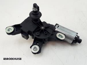 Gebruikte Ruitenwissermotor achter Audi A1 Sportback (8XA/8XF) 1.0 TFSI Ultra 12V Prijs € 50,00 Margeregeling aangeboden door Autobedrijf Broekhuis B.V.