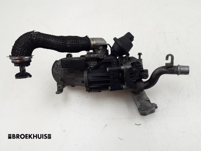 Gebruikte EGR Klep Peugeot 5008 I (0A/0E) 1.6 HDiF 16V Prijs € 50,00 Margeregeling aangeboden door Autobedrijf Broekhuis B.V.