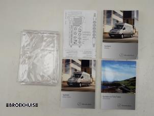Gebruikte Instructie Boekje Mercedes Sprinter 5t (906.15/906.25) 513 CDI 16V Prijs € 36,30 Inclusief btw aangeboden door Autobedrijf Broekhuis B.V.