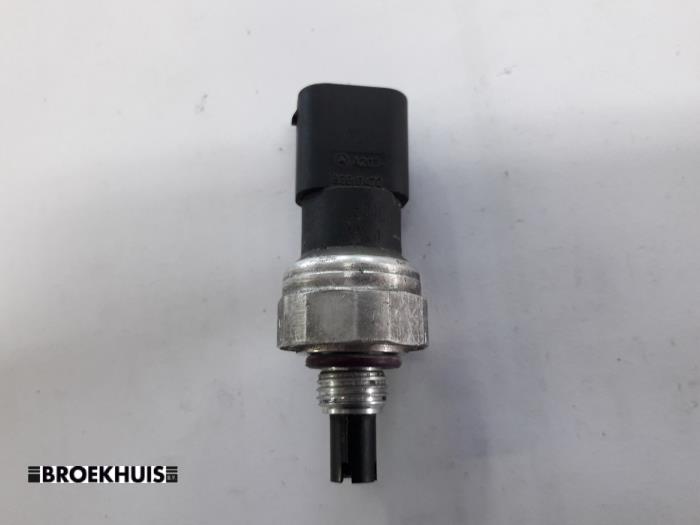 Gebruikte Druksensor airco Mercedes E (W211) 2.2 E-200 CDI 16V Prijs € 15,00 Margeregeling aangeboden door Autobedrijf Broekhuis B.V.