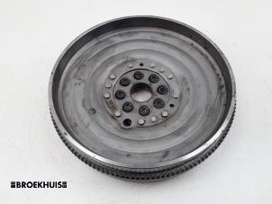 Gebruikte Vliegwiel Mercedes CLA Shooting Brake (117.9) 2.0 CLA-250 Turbo 16V 4-Matic Prijs € 150,00 Margeregeling aangeboden door Autobedrijf Broekhuis B.V.