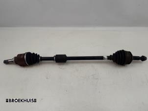 Gebruikte Cardanas rechts-voor (VWA) Toyota Yaris III (P13) 1.5 16V Hybrid Prijs € 60,00 Margeregeling aangeboden door Autobedrijf Broekhuis B.V.