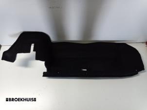 Gebruikte kofferdeksel bekleding Porsche Boxster (986) 3.2 S 24V Prijs € 50,00 Margeregeling aangeboden door Autobedrijf Broekhuis B.V.