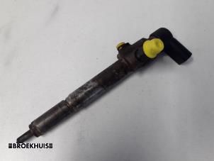 Gebruikte Verstuiver (diesel) Renault Scénic II (JM) 1.5 dCi 105 Prijs € 40,00 Margeregeling aangeboden door Autobedrijf Broekhuis B.V.