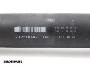Tussenas van een BMW 3 serie Touring (F31) 320d 2.0 16V 2013