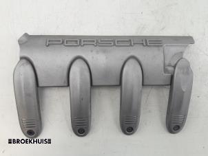 Gebruikte Motor Beschermplaat Porsche Cayenne (9PA) 4.5 S V8 32V Prijs € 25,00 Margeregeling aangeboden door Autobedrijf Broekhuis B.V.