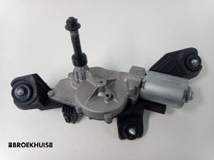 Gebruikte Ruitenwissermotor achter Kia Sportage (QL) 1.7 CRDi 16V 4x2 Prijs € 75,00 Margeregeling aangeboden door Autobedrijf Broekhuis B.V.