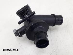 Gebruikte Thermostaathuis Mercedes Sprinter 5t (906.15/906.25) 513 CDI 16V Prijs € 36,30 Inclusief btw aangeboden door Autobedrijf Broekhuis B.V.