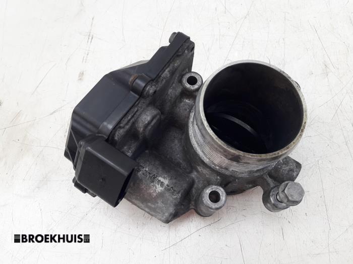 Gebruikte Gasklephuis Skoda Octavia Combi (1Z5) 2.0 TDI 16V Prijs € 25,00 Margeregeling aangeboden door Autobedrijf Broekhuis B.V.
