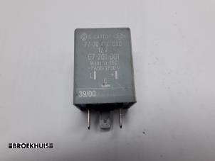 Gebruikte Relais Renault Trafic New (EL) Prijs € 5,00 Margeregeling aangeboden door Autobedrijf Broekhuis B.V.