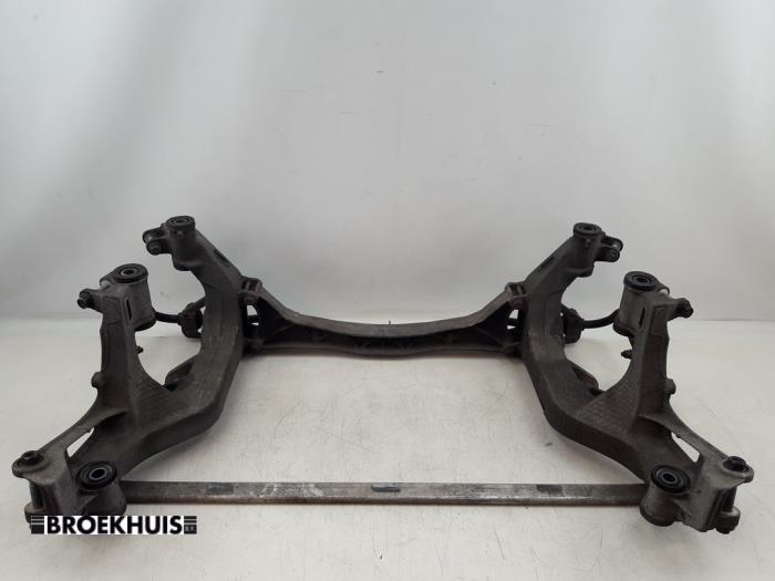 Gebruikte Subframe Porsche 911 (997) 3.8 24V Carrera S Prijs € 450,00 Margeregeling aangeboden door Autobedrijf Broekhuis B.V.