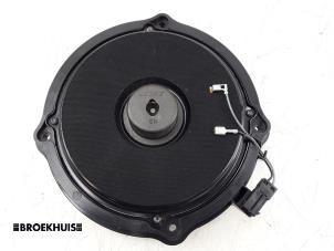 Gebruikte Speaker Porsche 911 (997) 3.8 24V Carrera S Prijs € 65,00 Margeregeling aangeboden door Autobedrijf Broekhuis B.V.
