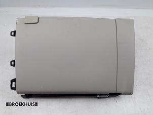 Gebruikte Dashboardkastje Skoda Kodiaq 2.0 TDI 150 16V Prijs € 50,00 Margeregeling aangeboden door Autobedrijf Broekhuis B.V.