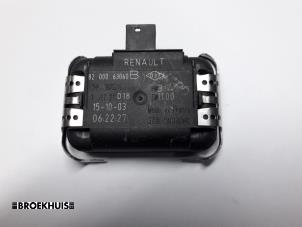 Gebruikte Regensensor Renault Laguna II (BG) 1.9 dCi 120 Prijs € 10,00 Margeregeling aangeboden door Autobedrijf Broekhuis B.V.