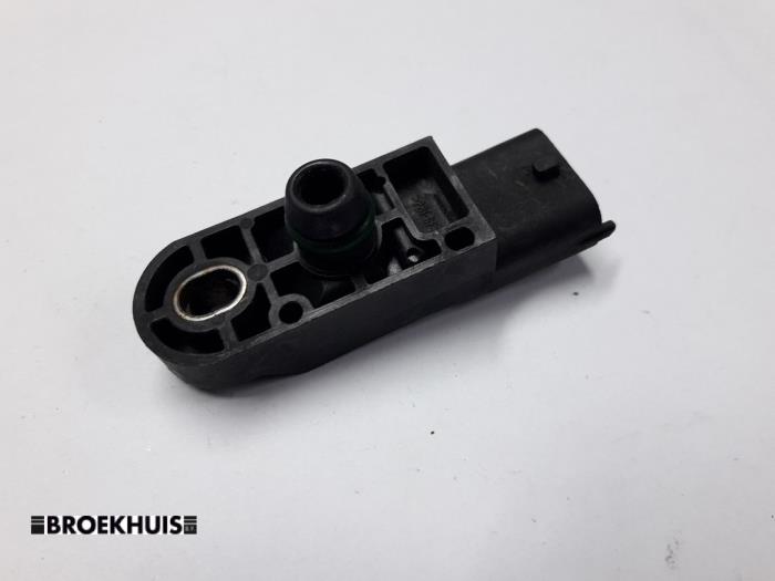 Gebruikte Map Sensor (inlaatspruitstuk) Renault Grand Scénic II (JM) 2.0 16V Prijs € 10,00 Margeregeling aangeboden door Autobedrijf Broekhuis B.V.