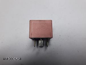 Gebruikte Relais Renault Modus/Grand Modus (JP) 1.5 dCi 70 Prijs € 5,00 Margeregeling aangeboden door Autobedrijf Broekhuis B.V.