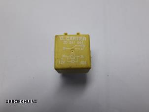 Gebruikte Relais Dacia Logan (LS) Prijs € 5,00 Margeregeling aangeboden door Autobedrijf Broekhuis B.V.
