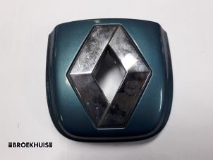 Gebruikte Achterklep Handgreep Renault Clio II (BB/CB) 1.4 16V Prijs € 10,00 Margeregeling aangeboden door Autobedrijf Broekhuis B.V.