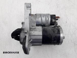 Gebruikte Startmotor Renault Captur (2R) 0.9 Energy TCE 12V Prijs € 35,00 Margeregeling aangeboden door Autobedrijf Broekhuis B.V.