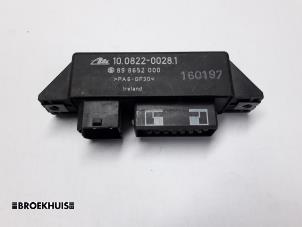 Gebruikte Gloeirelais Renault Twingo Prijs € 15,00 Margeregeling aangeboden door Autobedrijf Broekhuis B.V.