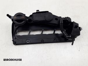 Gebruikte Kleppendeksel Volkswagen Passat Variant (3C5) 2.0 TDI 16V 140 Prijs € 30,00 Margeregeling aangeboden door Autobedrijf Broekhuis B.V.