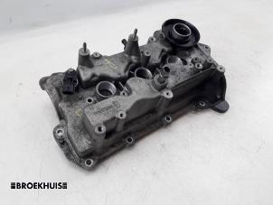 Gebruikte Kleppendeksel Renault Clio IV (5R) 0.9 Energy TCE 90 12V Prijs € 50,00 Margeregeling aangeboden door Autobedrijf Broekhuis B.V.