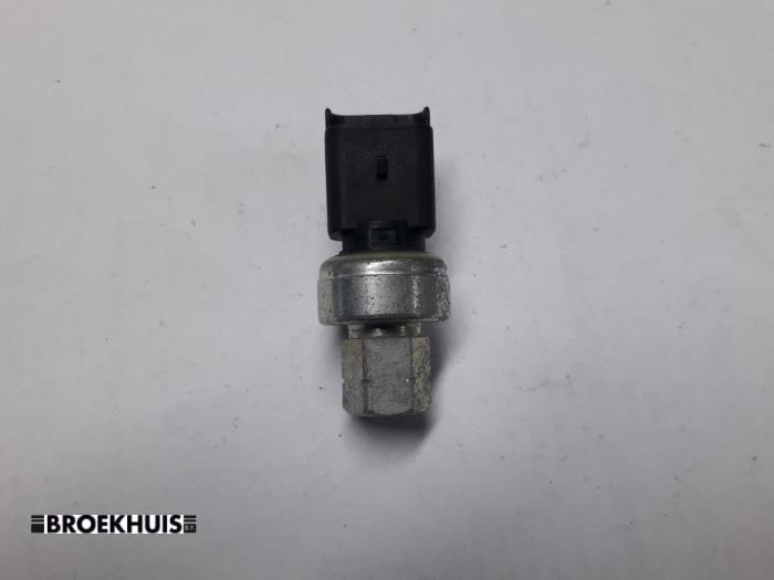 Gebruikte Druksensor airco Peugeot 308 (4A/C) 1.6 VTI 16V Prijs € 15,00 Margeregeling aangeboden door Autobedrijf Broekhuis B.V.