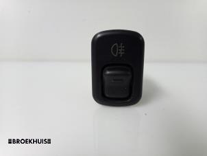 Gebruikte Mistlamp Schakelaar Daihatsu Terios (J1) 1.3 16V 4x4 Prijs € 5,00 Margeregeling aangeboden door Autobedrijf Broekhuis B.V.