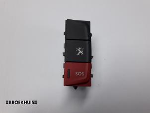 Gebruikte SOS knop Peugeot 508 SW (8E/8U) 2.0 HDiF 16V Prijs € 15,00 Margeregeling aangeboden door Autobedrijf Broekhuis B.V.