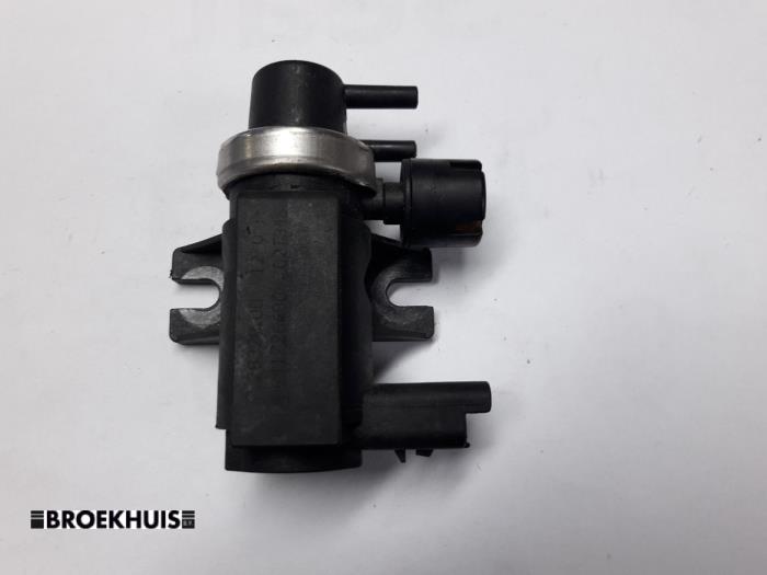 Gebruikte Turbo Overdrukklep Peugeot 307 (3A/C/D) 2.0 HDi 90 Prijs € 20,00 Margeregeling aangeboden door Autobedrijf Broekhuis B.V.