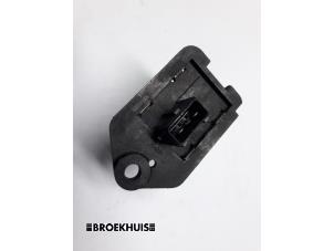 Gebruikte Koelvin module Peugeot 307 (3A/C/D) 2.0 HDi 90 Prijs € 10,00 Margeregeling aangeboden door Autobedrijf Broekhuis B.V.