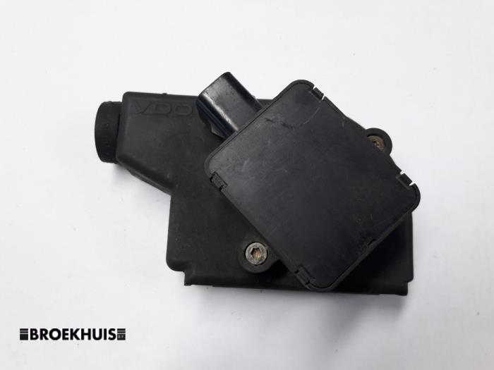 Gaspedaalpositie Sensor van een Peugeot 807 2.2 HDiF 16V 2005