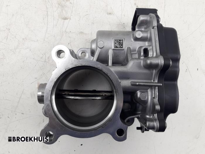 Gebruikte Gasklephuis Skoda Superb Combi (3V5) 2.0 TDI Prijs € 80,00 Margeregeling aangeboden door Autobedrijf Broekhuis B.V.