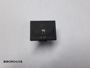 Gebruikte ESP Schakelaar Ford Transit 2.2 TDCi 16V Prijs € 12,10 Inclusief btw aangeboden door Autobedrijf Broekhuis B.V.