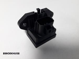 Gebruikte Module brandstof ADM Ford Focus 3 Wagon 1.6 TDCi ECOnetic Prijs € 15,00 Margeregeling aangeboden door Autobedrijf Broekhuis B.V.