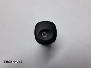 Gebruikte ESP Schakelaar Ford Transit Prijs € 5,00 Margeregeling aangeboden door Autobedrijf Broekhuis B.V.