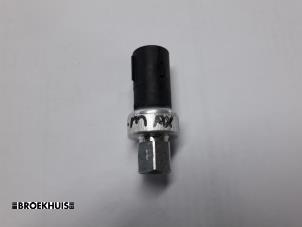 Gebruikte Druksensor airco Ford C-Max (DXA) 1.0 Ti-VCT EcoBoost 12V 125 Prijs € 10,00 Margeregeling aangeboden door Autobedrijf Broekhuis B.V.