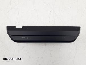 Gebruikte Gordelverklikker module Mazda CX-30 (DM) 2.0 e-SkyActiv X 186 M Hybrid 16V Prijs € 40,00 Margeregeling aangeboden door Autobedrijf Broekhuis B.V.