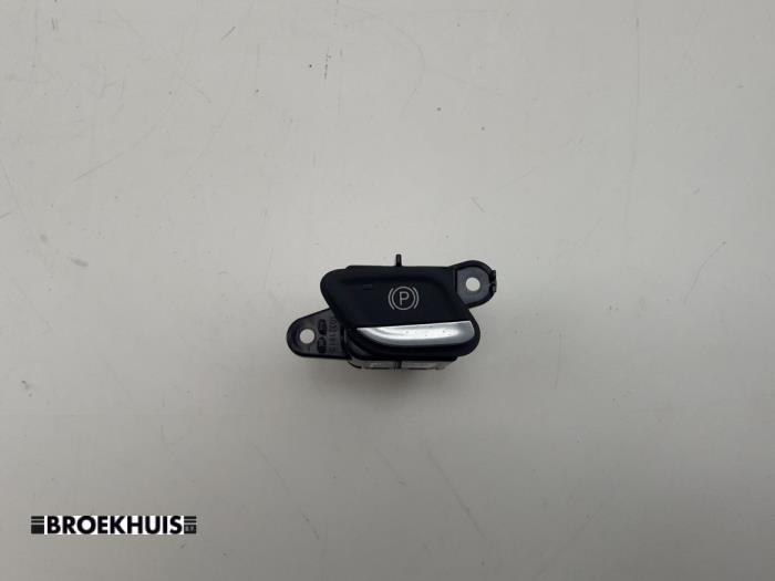 Gebruikte Schakelaar handrem Chrysler Pacifica 3.6 V6 24V Prijs € 50,00 Margeregeling aangeboden door Autobedrijf Broekhuis B.V.